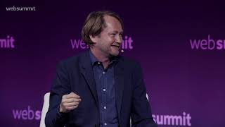 Crisis, downturn: Responding to global change on the web - Web Summit (Netlify, Stack Overflow, NPR)