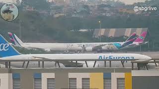 UM MISTERIOSO AVIÃO PARADO EM GUARULHOS