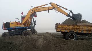 New hitachi excavator loading sand amazing on tractor🚜 trolley💥|||hitachi excavator