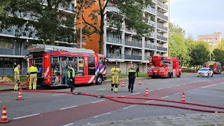 Hulpdiensten rukken uit voor brand op achtste etage van flat Schuijlenburch in Meijhorst Nijmegen