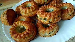 Ленивые пирожки с луком и яйцом. Готовится быстро получается вкусно.