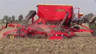 Borgeby field days 2019 ( Farming tractors at work )