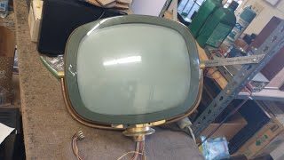 Servicing a 1959 Philco Predicta Princess Part 1/9 - assessment