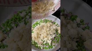 boiled potatoes & green peas😋