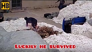 Darwin award Nominee. Watch how the man put himself and the cotton on fire #DarwinAward