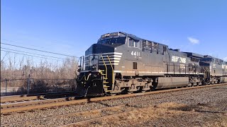 Trains In Macungie, PA - 12/29/23