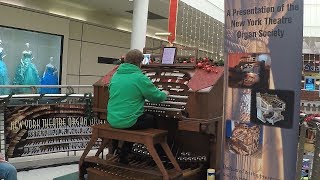 Holiday Organ Music at the Poughkeepsie Galleria Dec. 19, 2018