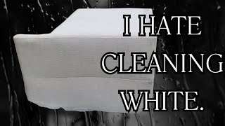 Cleaning White Furniture #cleaningtips #furniturerepair #whitefurniture