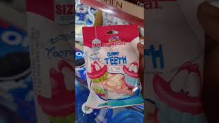 Gummy teeth 💕#shortsfeed #viral #youtube #viralshort #trending #shortsvideo #foodvlog