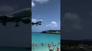 Plane Landing Over Beach || Extreme Landings