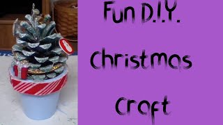 How to make a cool D.I.Y. pine cone Christmas tree