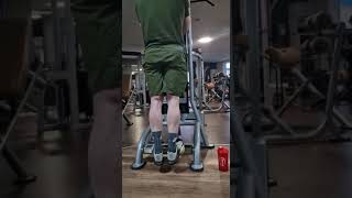 HOW TO DO STANDING CALVES RAISES: PROPER FORM