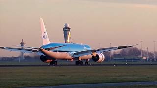 KLM 787-9 landing at Amsterdam Schiphol Airport