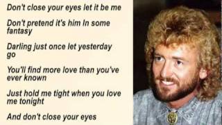 Keith Whitley - Don't Close Your Eyes with Lyrics