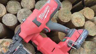 Milwaukee Cordless Fence Stapler - Overview