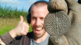 AMAZING Medieval Coin!! Metal Detecting UK!