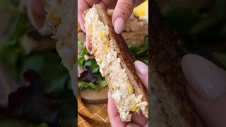 SÁNDWICH DE ATÚN Y HUEVO 🥚 fácil y delicioso 😋 #youtubeshorts #shorts #recetas