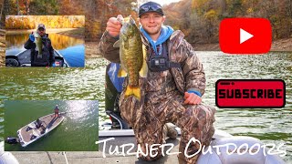 Catching smallmouth on Norris lake TN.