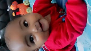 बच्चों को गोद में झुलाकर सुलाने की आदत न लगेगी Baby ko sulane ka aasan tarika#cute#trending#cutebaby