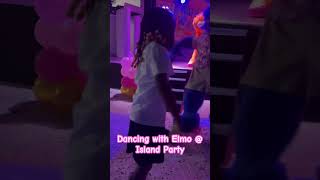 Dancing Elmo! 🦋🦋 #2024 #beaches #jamaica #elmo #glover #fun #dancing #travel #fun