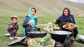 Collecting Fresh Wild Vegetables |Shepherd Mother is Cooking Shepherd Food in Village of Afghanistan