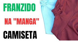 Franzido Na  Manga De  CAMISETA. Costura à mão.