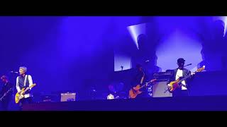 Johnny Marr w Andy Rourke - There Is A Light That Never Goes Out LIVE@ MSG NYC 10/1/2022