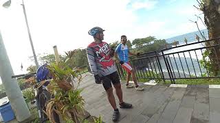 gowes Trek sawah menuju tanah lot