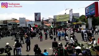 mahasiswa cirebon ikut demo