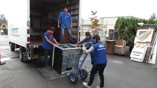 Volunteer at the Forest Grove ReStore (from 2015)