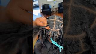 Jumbo box braid with natural hair