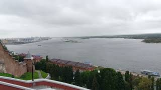 Волга и Кремль в Нижнем Новгороде, вид от памятника Чкалову (07.09.2023)