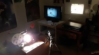 Reg 8mm to DVDr Using Silent CHINON WHISPER 727 DUAL 8mm Projector.