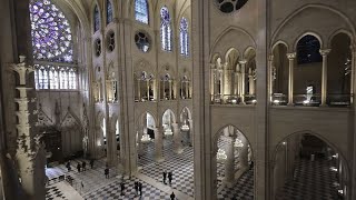 Fransa Cumhurbaşkanı Macron büyük açılış öncesinde Notre Dame Katedrali'ni ziyaret etti