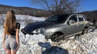 Unbelievable Snow and Mud Off-Road Adventure | Porsche Cayenne 4.5S on 35s