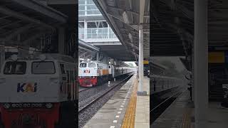 Argo Semarangan #keretaapiindonesia #sahabatkai #keretaapi #cintakeretaapiindonesia #railfans