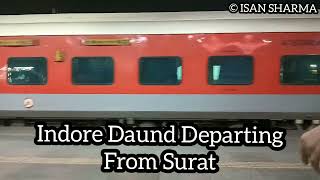 22944 : Indore - Daund Superfast Express Departing Surat #indoreexpress #puneexpress