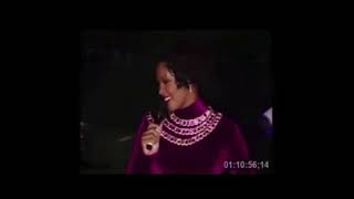 10 - Whitney Houston - I'm Every Woman RARE FULL LIVE BRIDGE @ Sands Atlantic City, US July 30, 1993