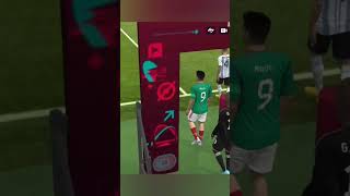 ¿Viste cuántos HEXÁGONOS hay en el arco del Dibu Martínez? lo averiguamos jugando al FIFA ⚽🥅😉 #fifa