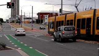 Gold Coast Light Rail: Traffic light priority