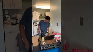 Daily Vlog 709 | W Chicken and Rice #breakfast #backday #workday #adayinthelife #trending #shorts