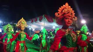 KEMERIAHAN PAWAI BUDAYA JOMBANG JCC  PADA MALAM HARI