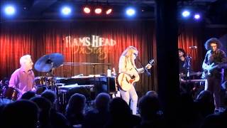 Rickie Lee Jones shows the boys how to play 'Danny's All-Star Joint'  Live @ Rams Head Annapolis, MD