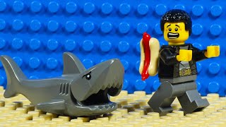 Lego City Beach Bag Robbery Shark Attack