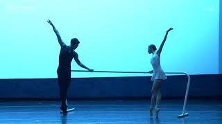 Dillettant Pas de deux (Kimyonggeol Dance Theater)