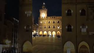 BOLOGNA - Piazza Maggiore by night