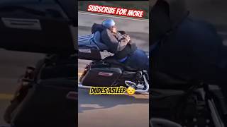 💤 ASLEEP WHILE DRIVING 😲 #funny #motorcycle #sleep #viral #subscribe #trending #trendingshorts