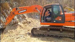 Doosan DX 225LCA