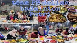 Potong tumpeng makan bersama merayakan kemenangan team Badminton #makanbersama