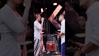 Difarina Indra feat Cak Fendik || Pujaningsih #shorts #dangdutkoplo